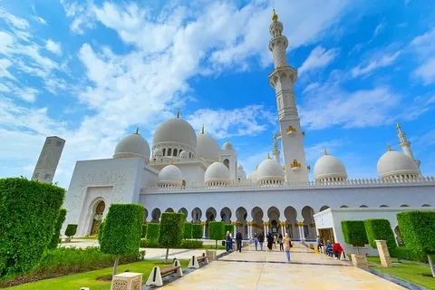 Must-Visit Attractions on Your Abu Dhabi City Tour